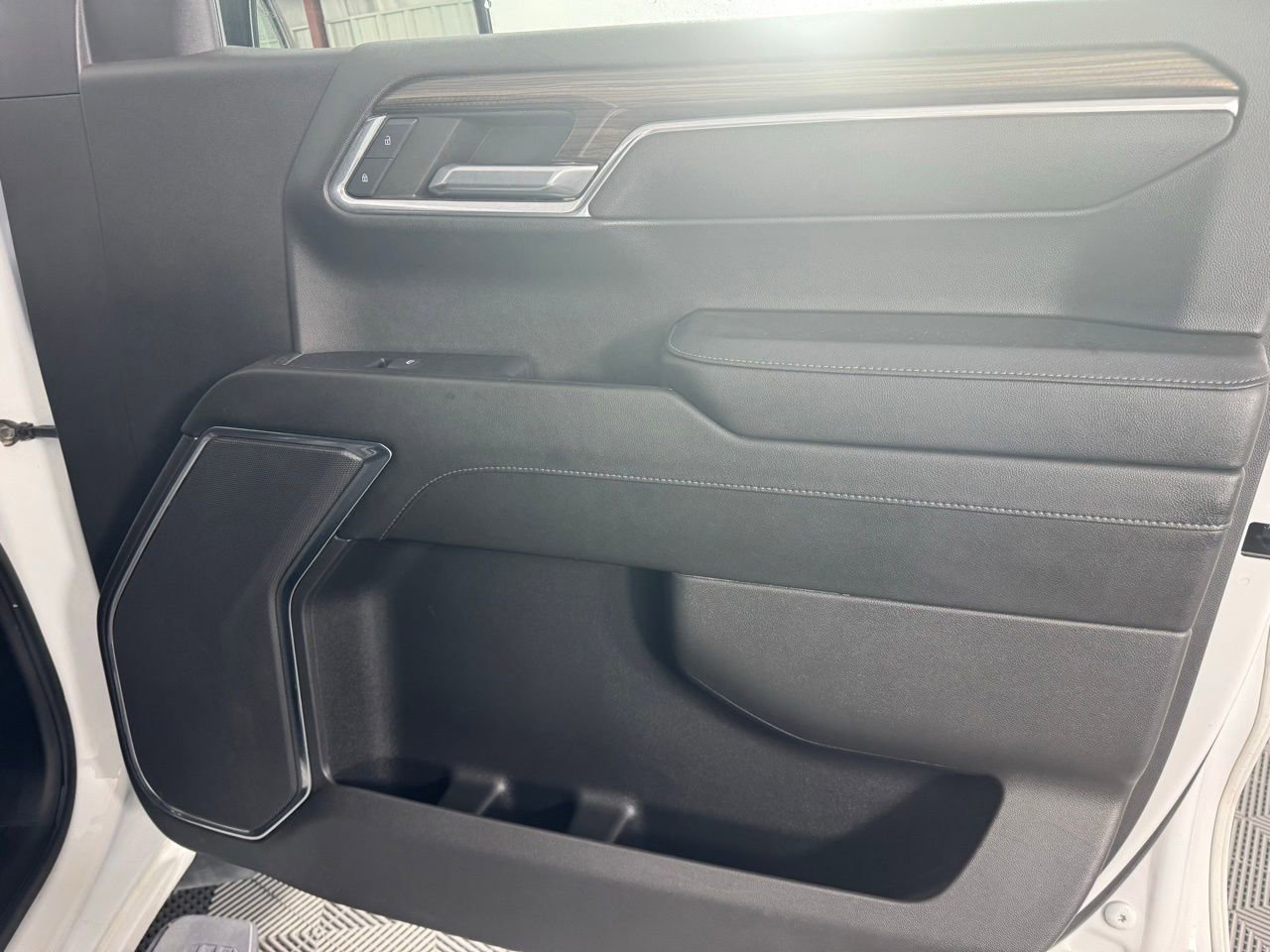 Used 2024 Chevrolet Silverado 1500 LT Trail Boss w/ Protection Package image 30