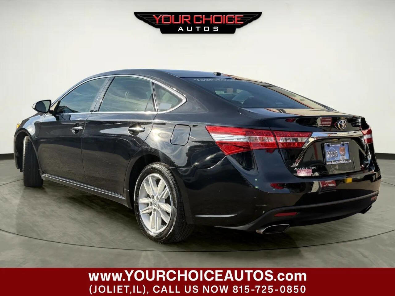Used 2015 Toyota Avalon XLE image 3