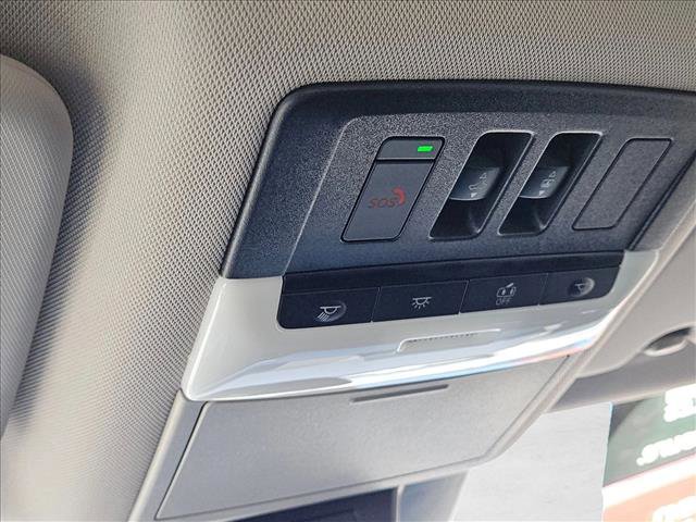 Certified 2026 Nissan Rogue SV image 25