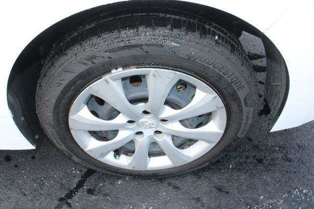 Certified 2024 Toyota Corolla LE FWD image 7