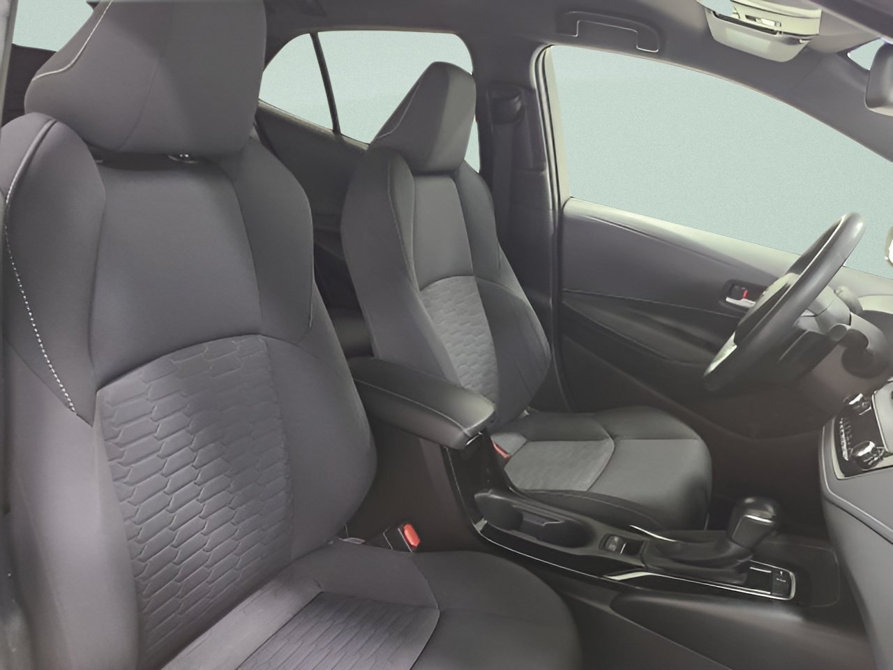 Used 2022 Toyota Corolla SE FWD image 13