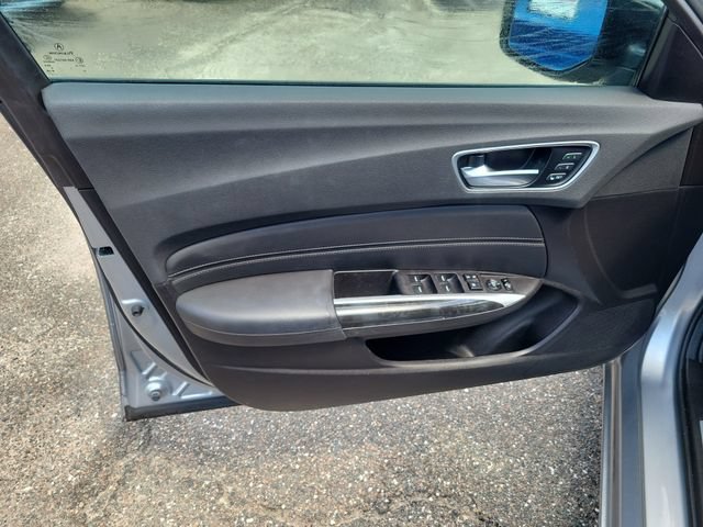 Used 2020 Acura TLX FWD image 14