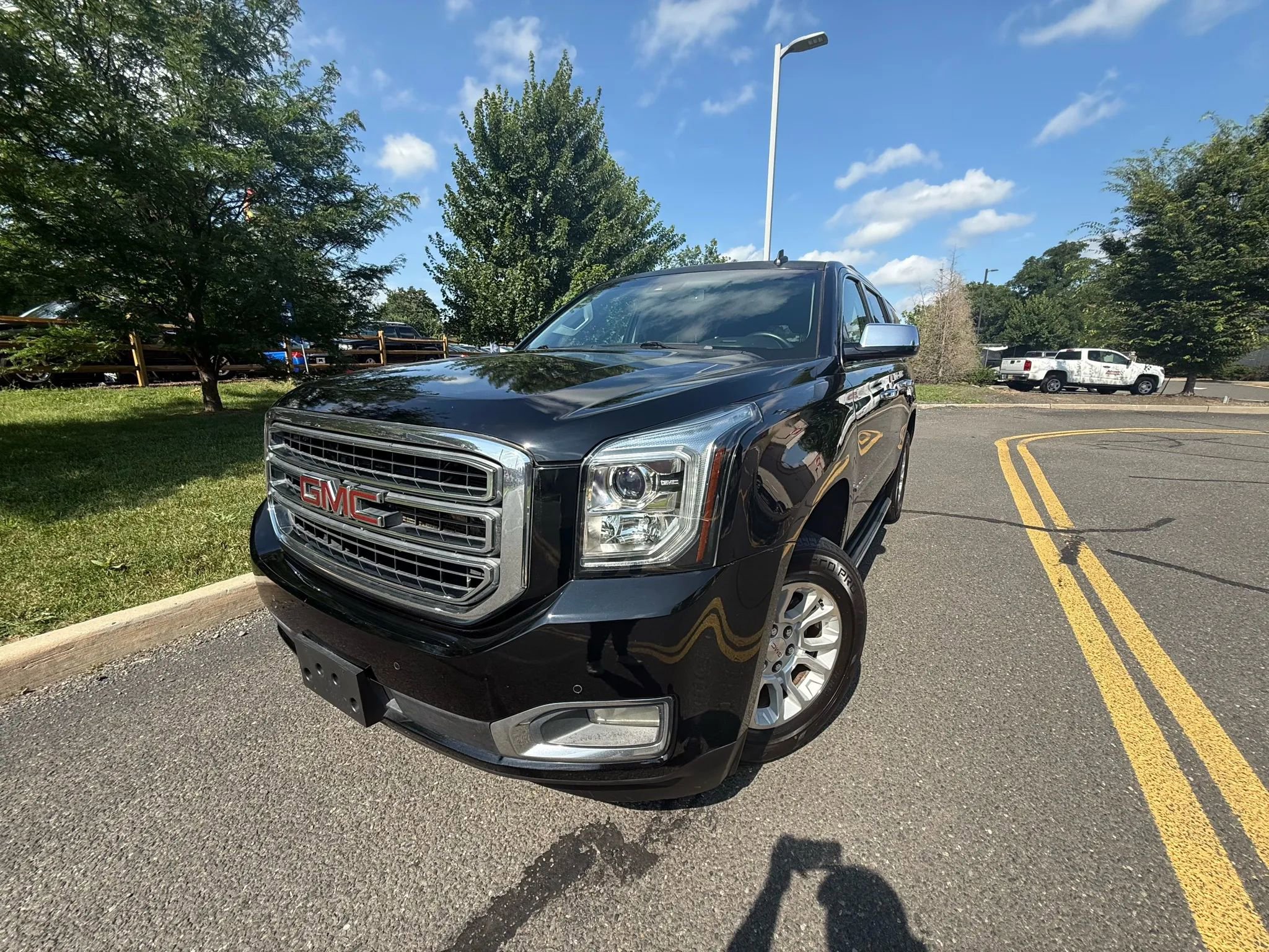 Used 2015 GMC Yukon SLT w/ HD Trailering Package image 1