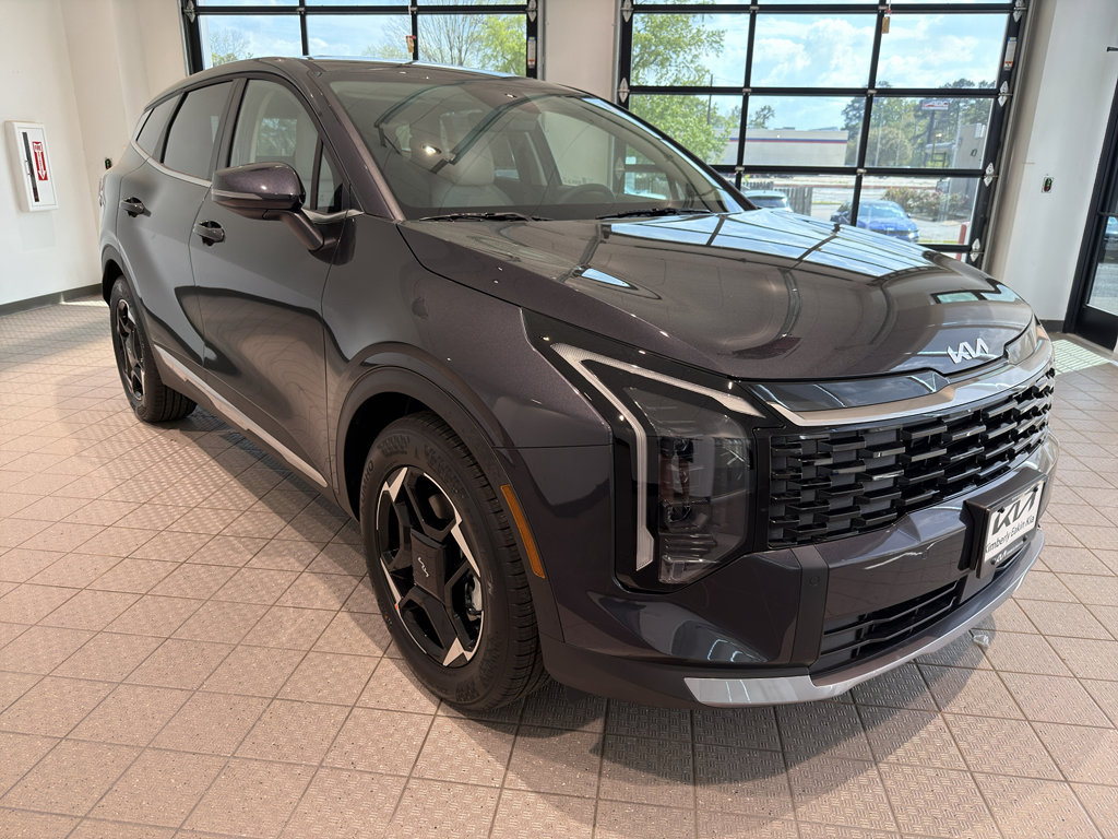 Certified 2026 Kia Sportage EX FWD image 7