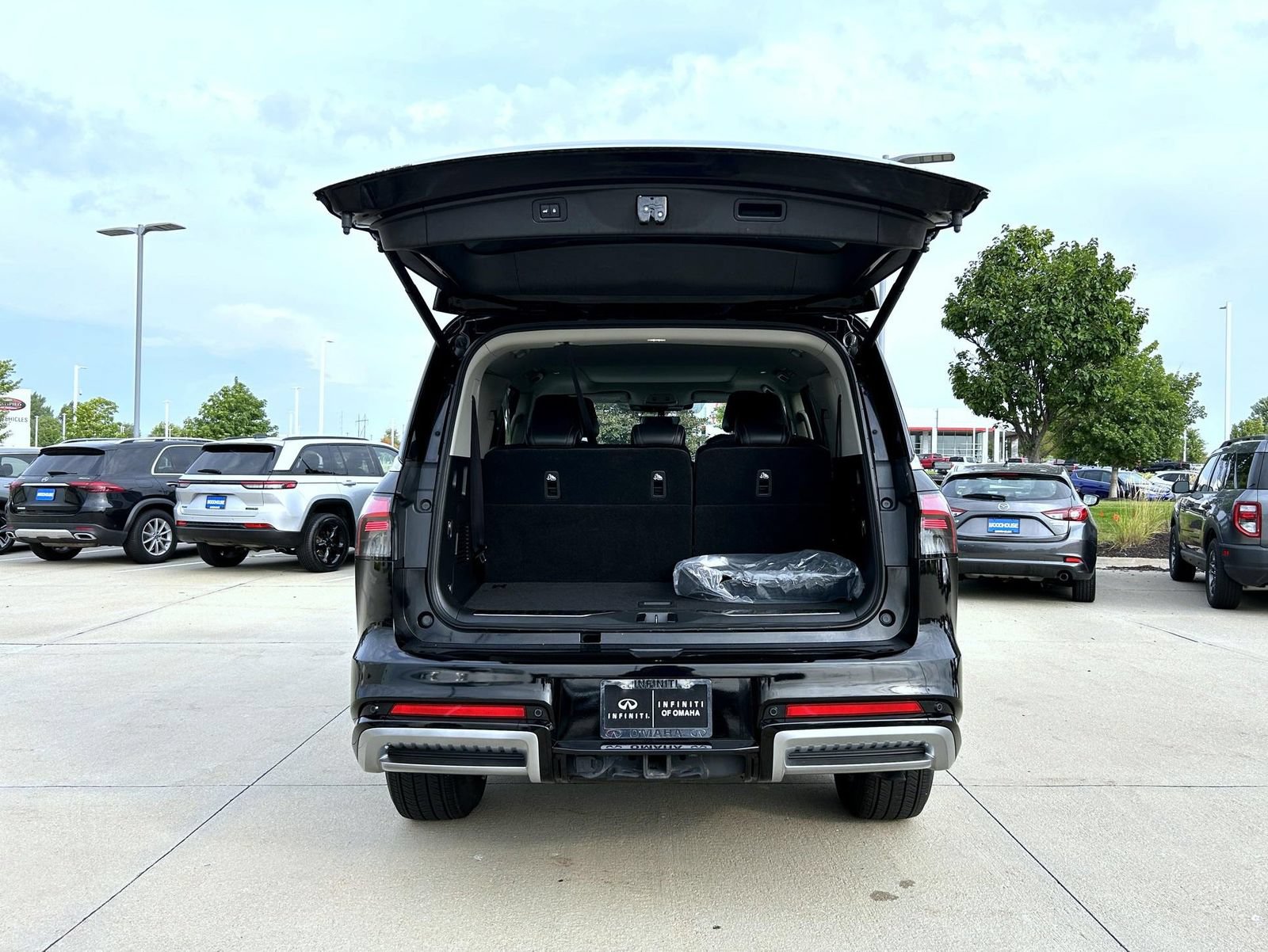 Certified 2025 INFINITI QX80 Pure AWD/4WD image 22