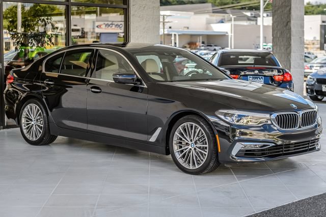Used 2017 BMW 540i RWD image 4