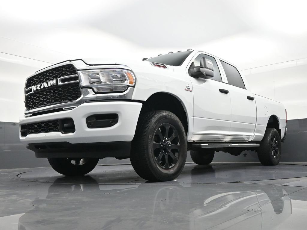 Used 2024 RAM 2500 Tradesman w/ Chrome Appearance Group AWD/4WD image 25