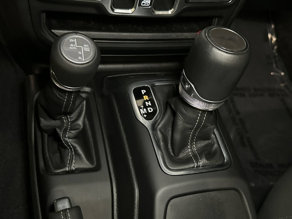 Used 2024 Jeep Wrangler High Altitude AWD/4WD image 27