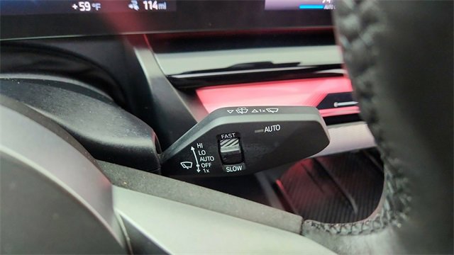 Used 2025 BMW i5 eDrive40i w/ M Sport Package image 42