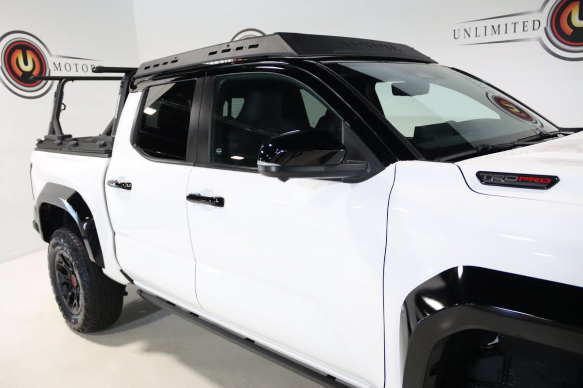 Used 2024 Toyota Tacoma TRD Pro AWD/4WD image 9