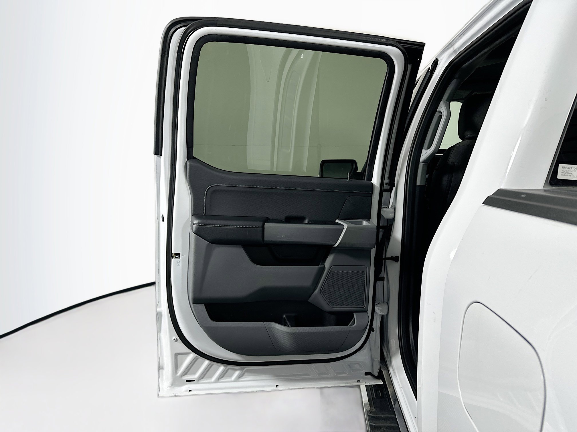 Used 2024 Ford F150 XLT w/ Equipment Group 302A MID image 26