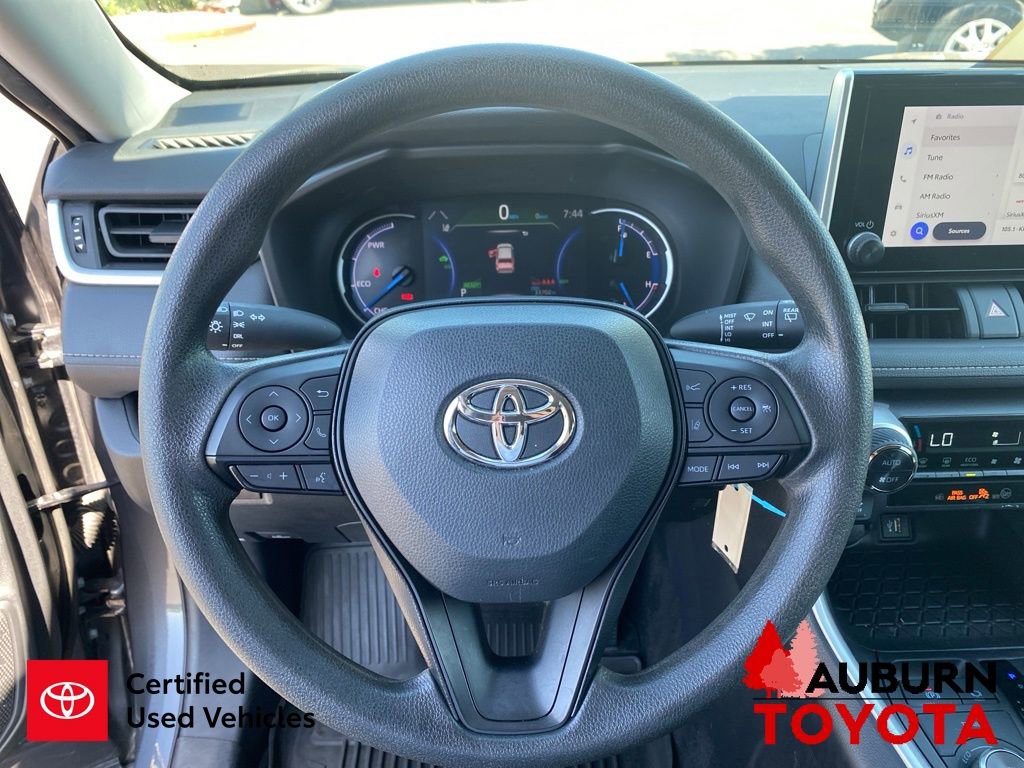 Certified 2024 Toyota RAV4 LE AWD/4WD image 34