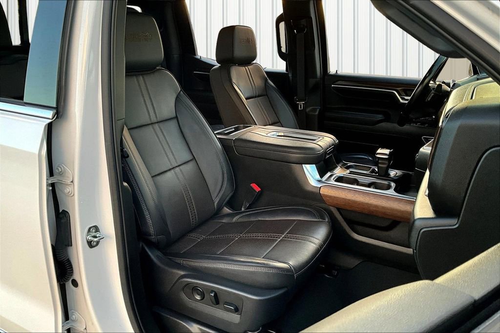Used 2022 Chevrolet Silverado 1500 High Country image 28