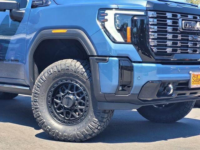 New 2026 GMC Sierra 3500 Denali Ultimate AWD/4WD image 9