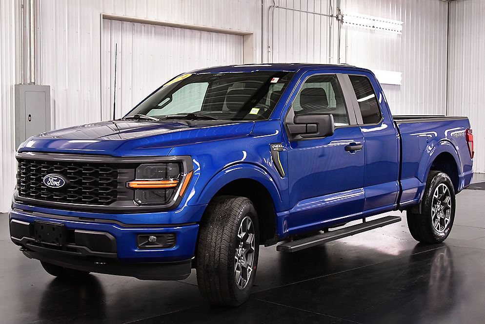 Used 2024 Ford F150 STX AWD/4WD image 3