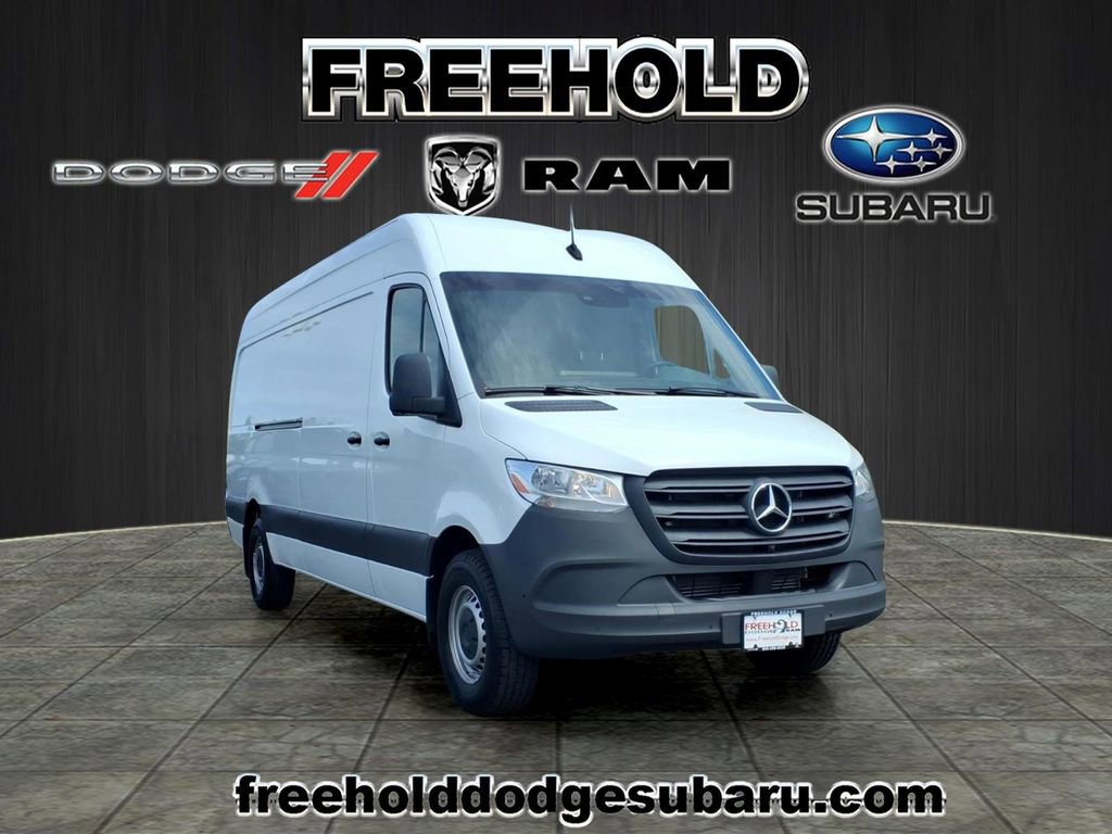Used 2023 Mercedes-Benz Sprinter 2500 image 1