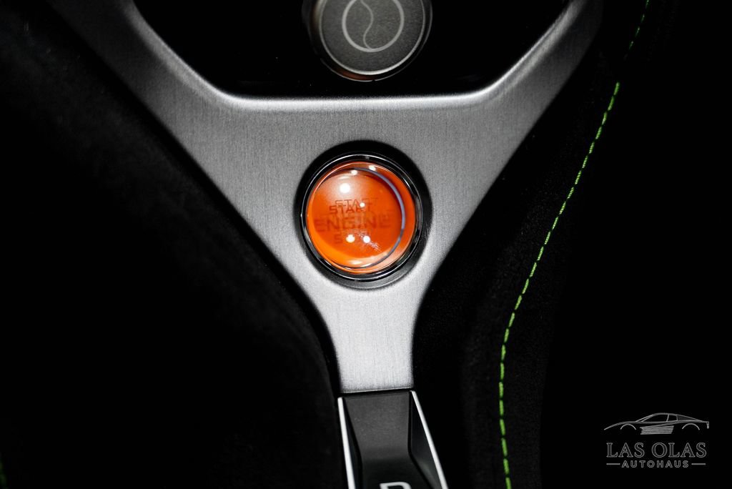 Used 2026 McLaren 750S Spider RWD image 70