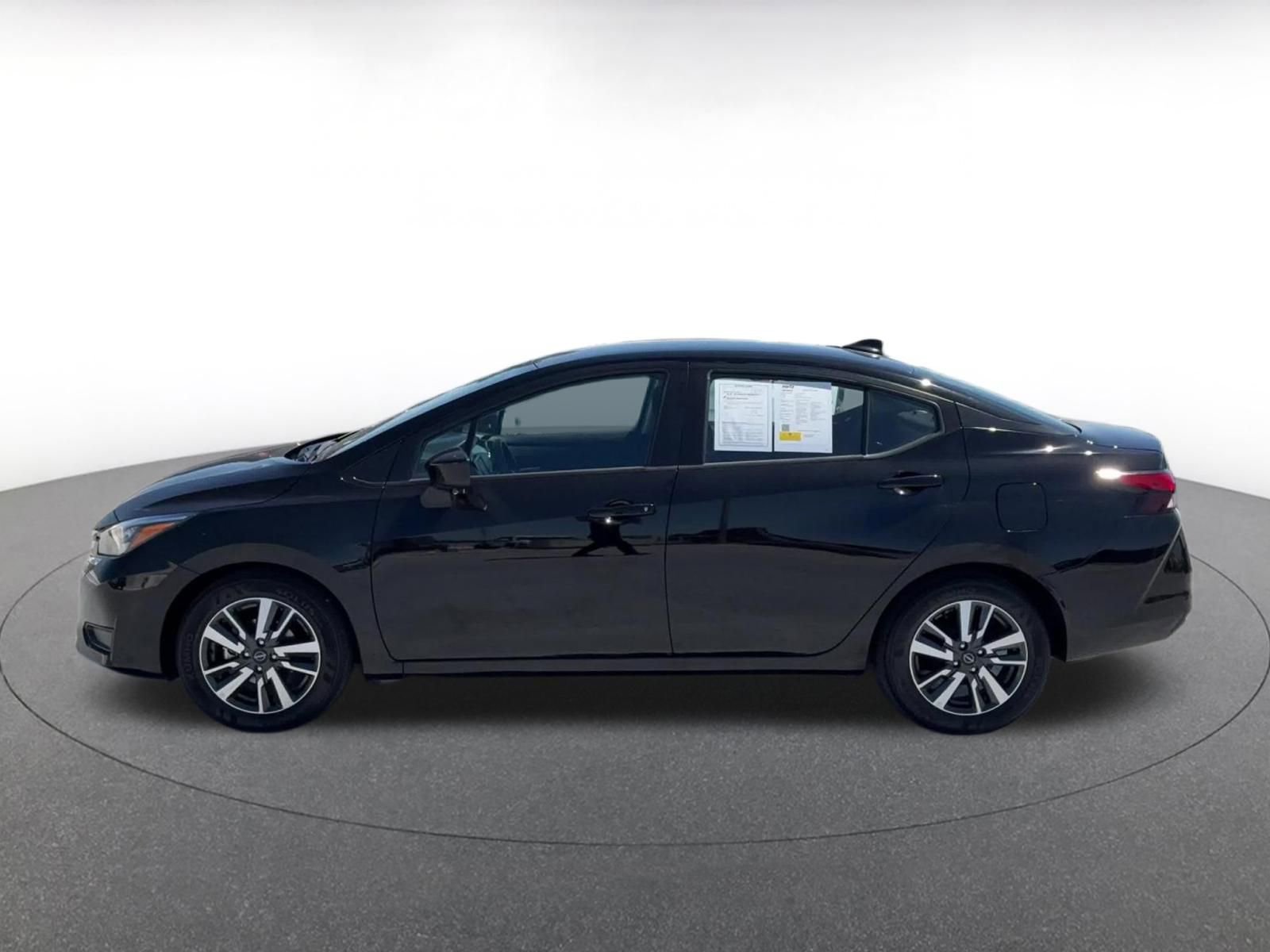 Used 2025 Nissan Versa SV FWD image 9