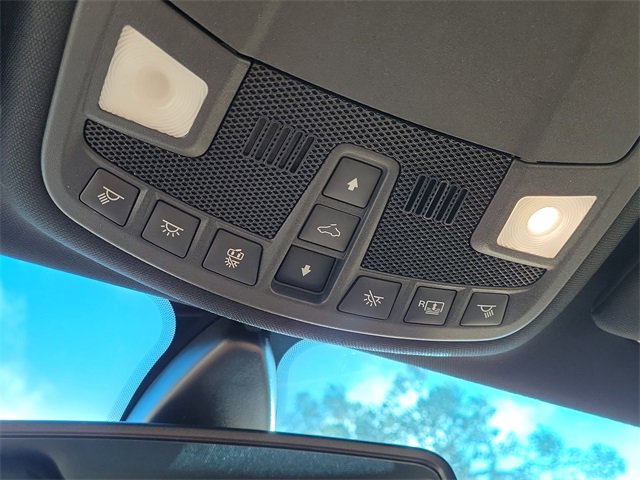 Used 2020 Lincoln MKZ Reserve image 25