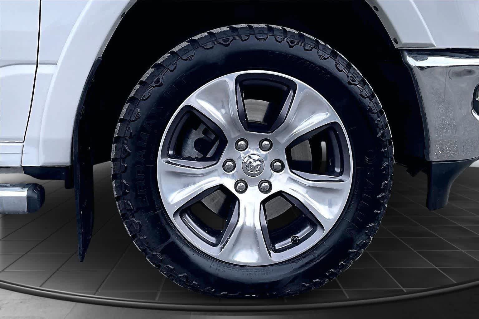 Used 2020 RAM 1500 Laramie image 34