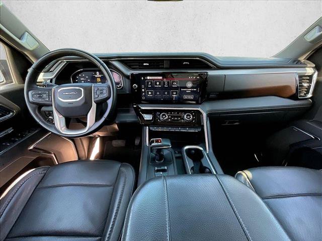 Used 2025 GMC Sierra 1500 Denali AWD/4WD image 12