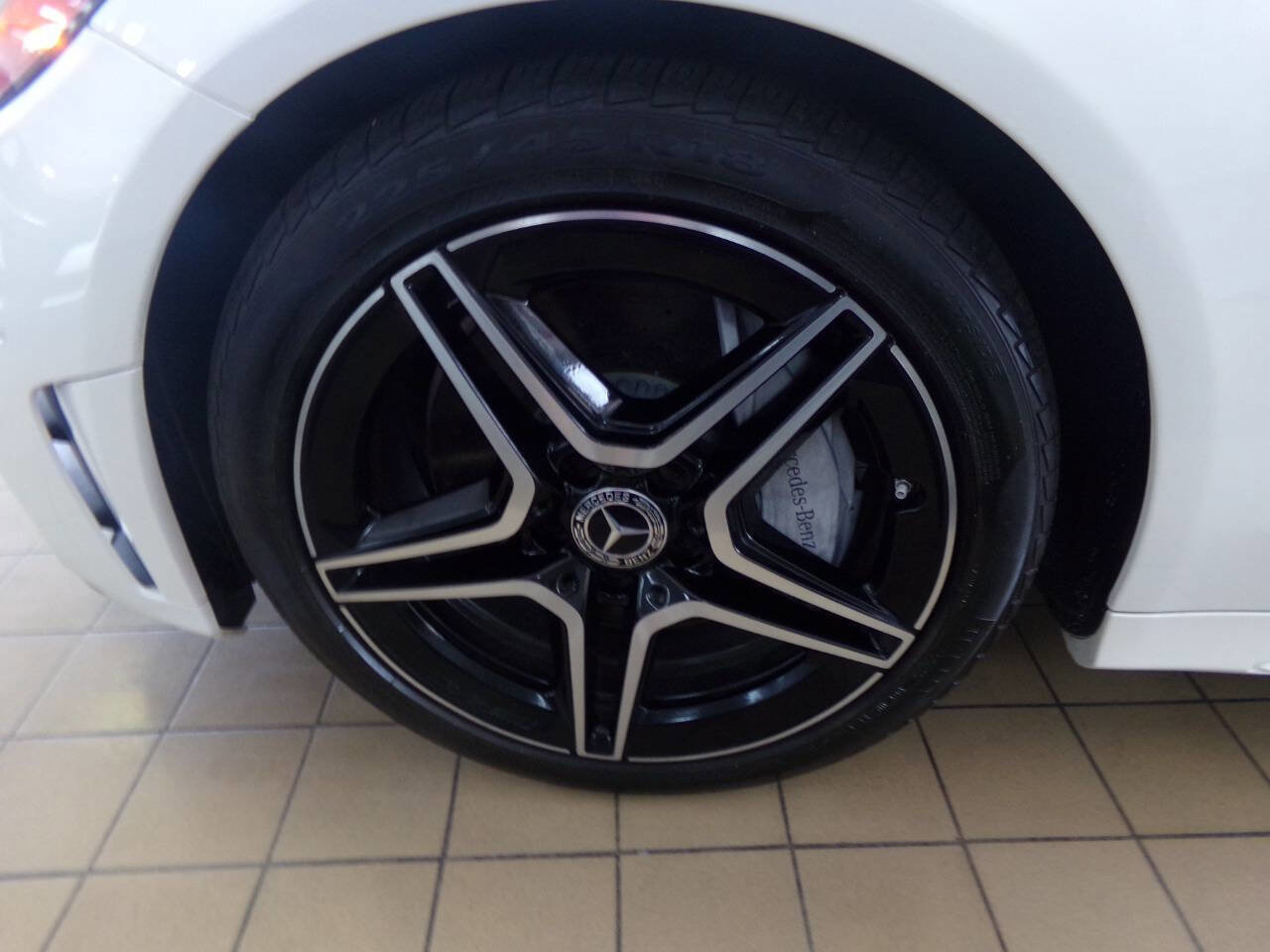 Used 2020 Mercedes-Benz C 300 Sedan w/ AMG Line image 35