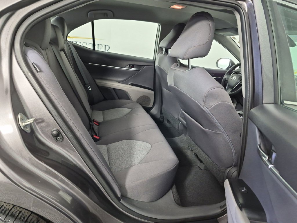 Used 2020 Toyota Camry LE w/ Carpet Mat Package FWD image 33