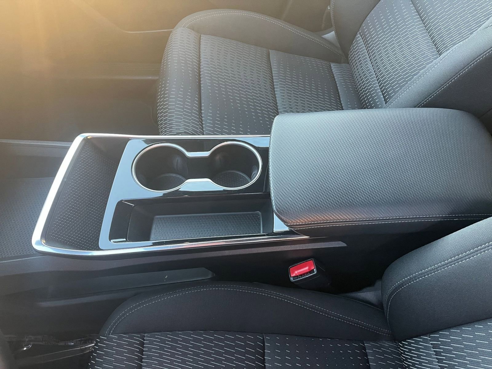 Used 2025 Chevrolet Equinox LT image 41