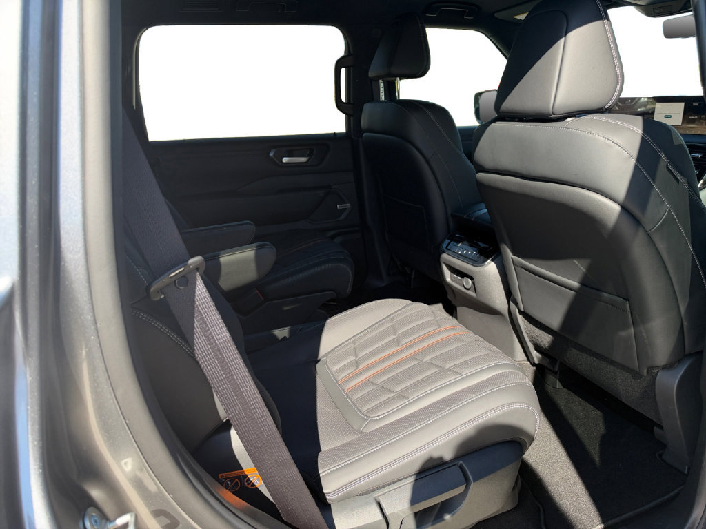 New 2027 Nissan Armada PRO-4X AWD/4WD image 17