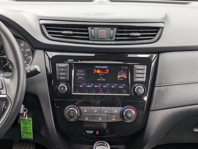 Used 2019 Nissan Rogue S AWD/4WD image 18
