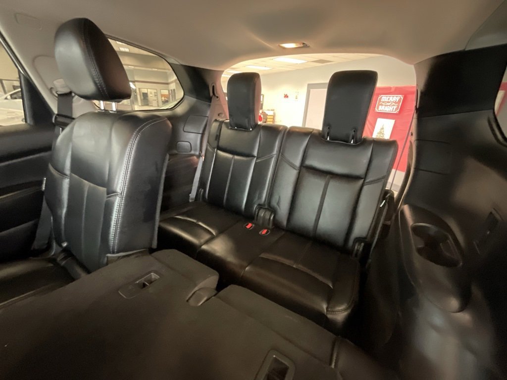 Used 2019 Nissan Pathfinder SL image 24