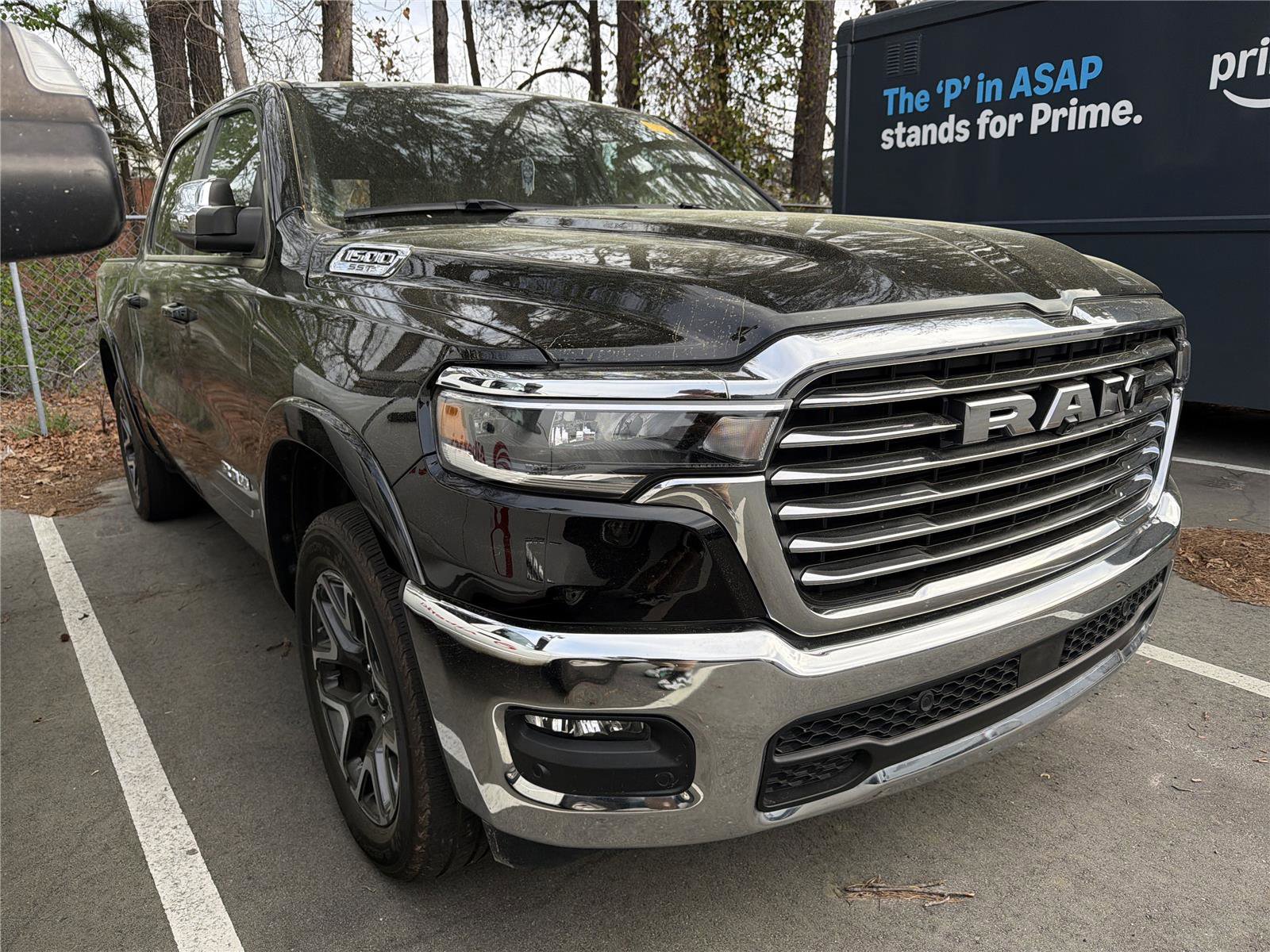 Used 2025 RAM 1500 Laramie image 4