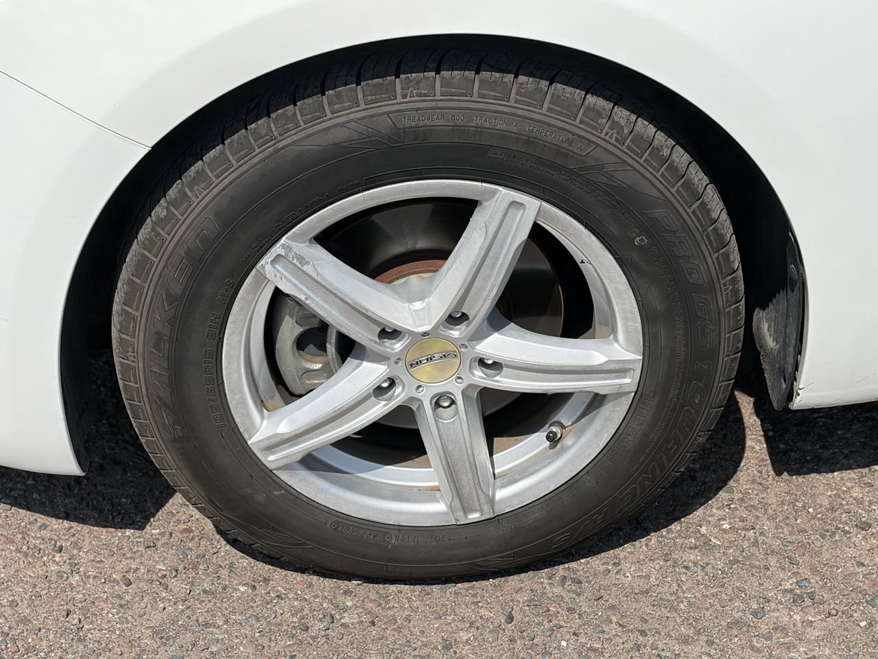 Used 2017 Kia Forte LX FWD image 5