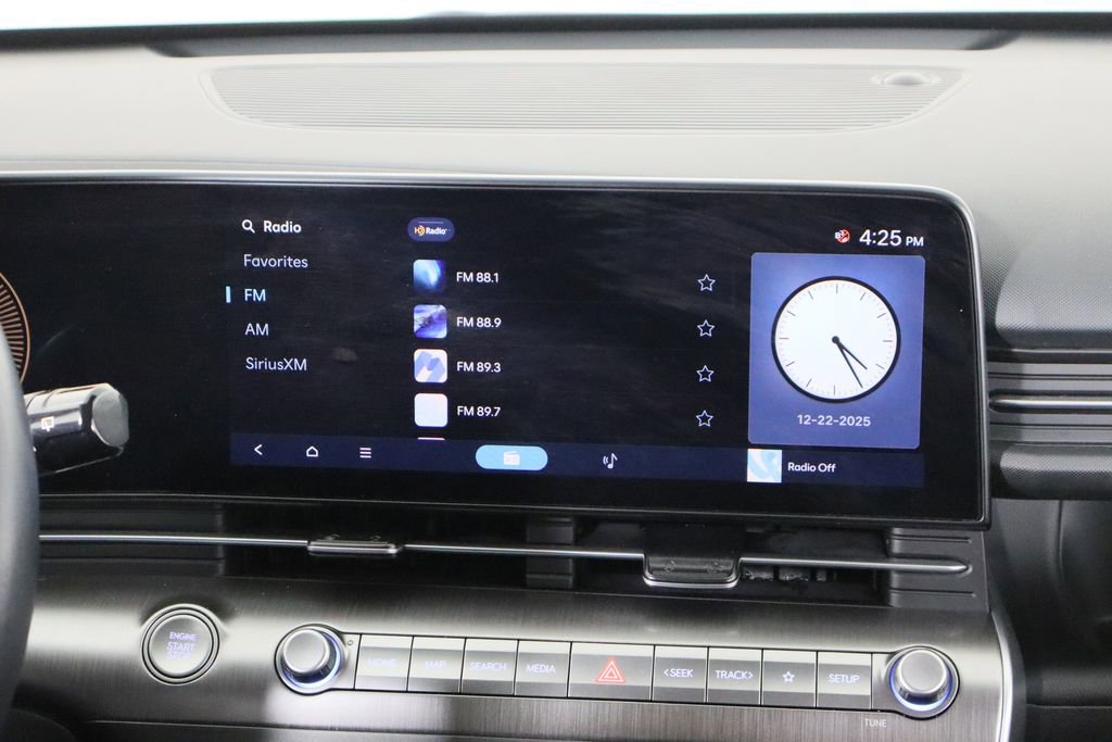 Used 2025 Hyundai Kona SEL image 28