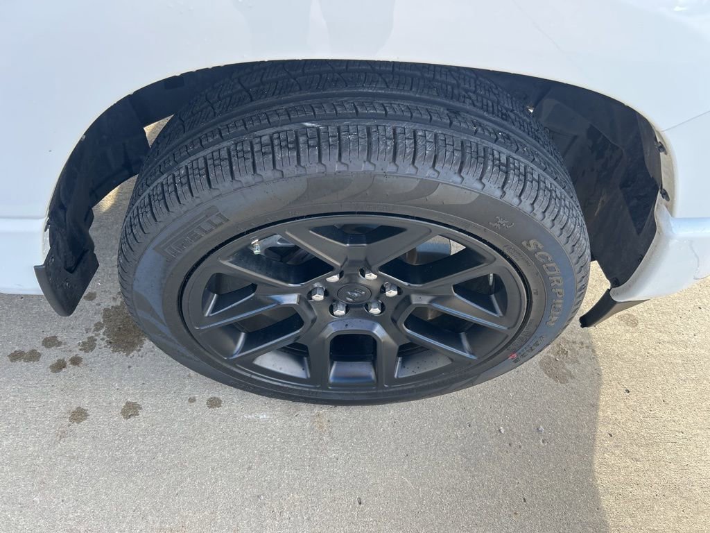 Used 2024 RAM 1500 Laramie image 28