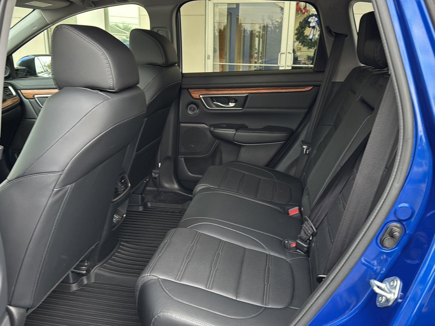 Used 2022 Honda CR-V Touring image 9