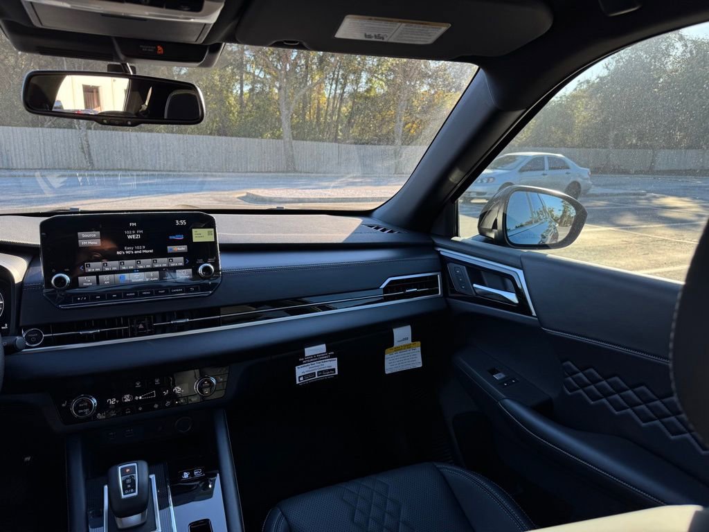 New 2025 Mitsubishi Outlander SEL Black Edition AWD/4WD image 28