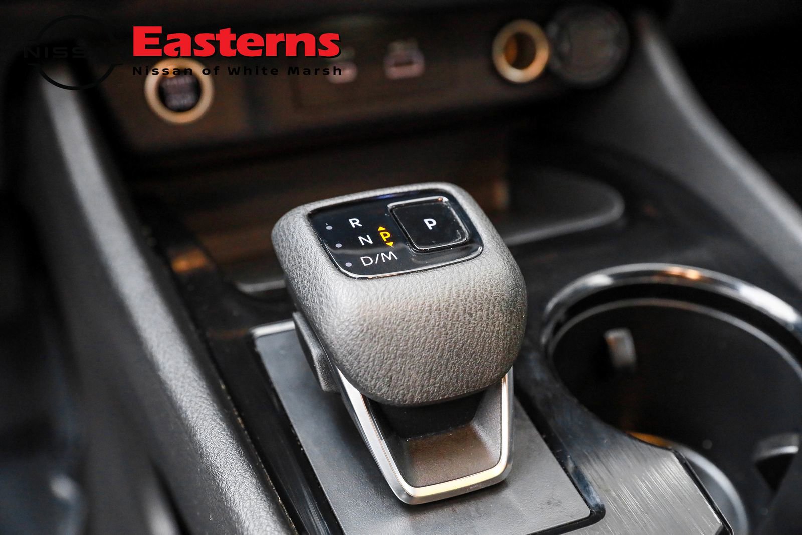 Used 2022 Nissan Rogue SV image 30