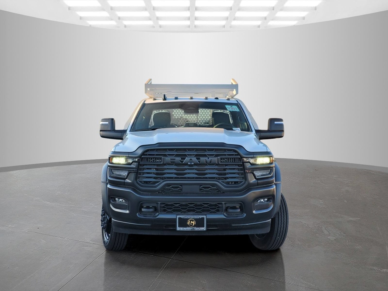 New 2025 RAM 5500 Tradesman AWD/4WD image 3