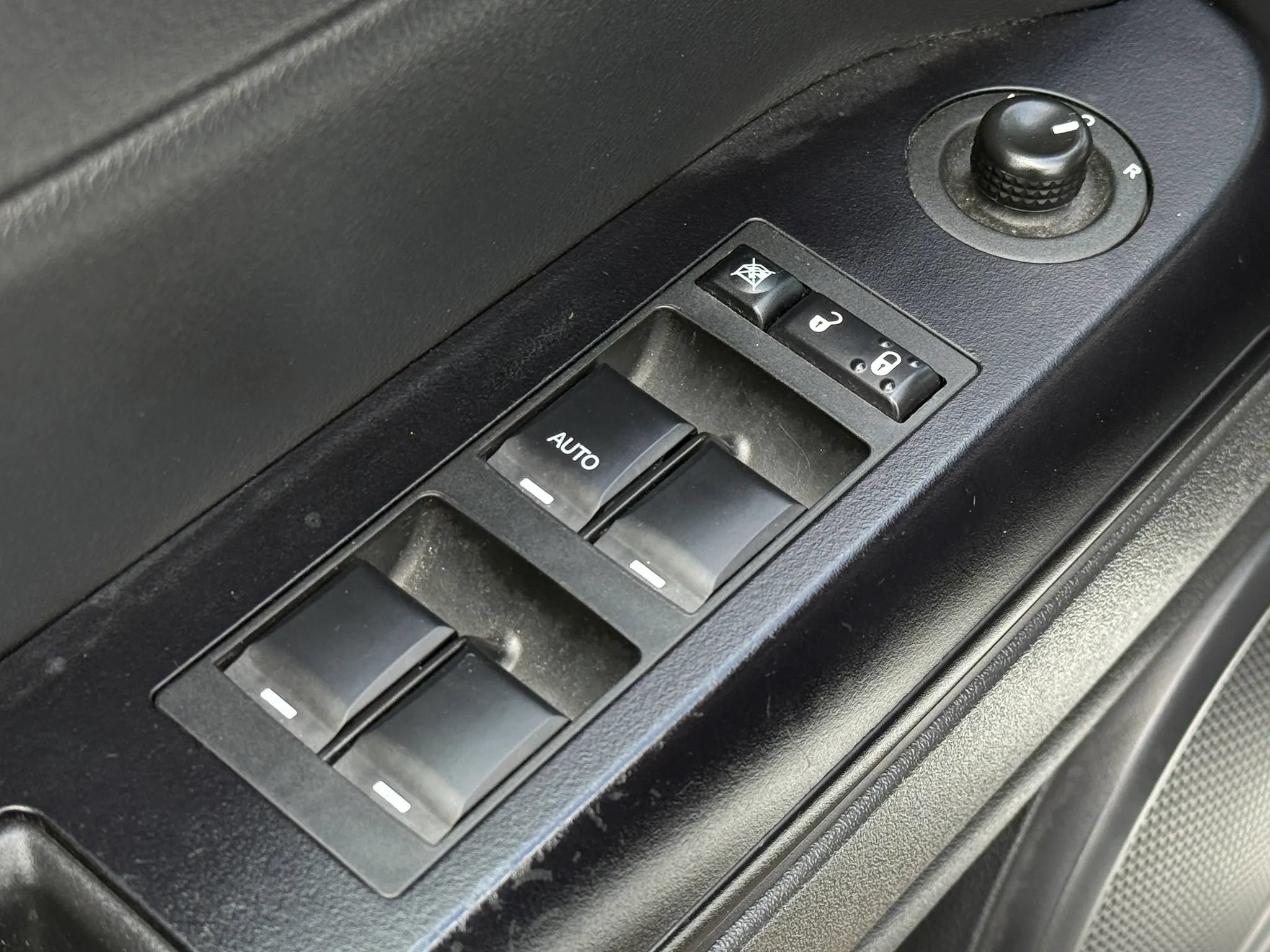 Used 2016 Jeep Patriot Sport w/ Power Value Group AWD/4WD image 23