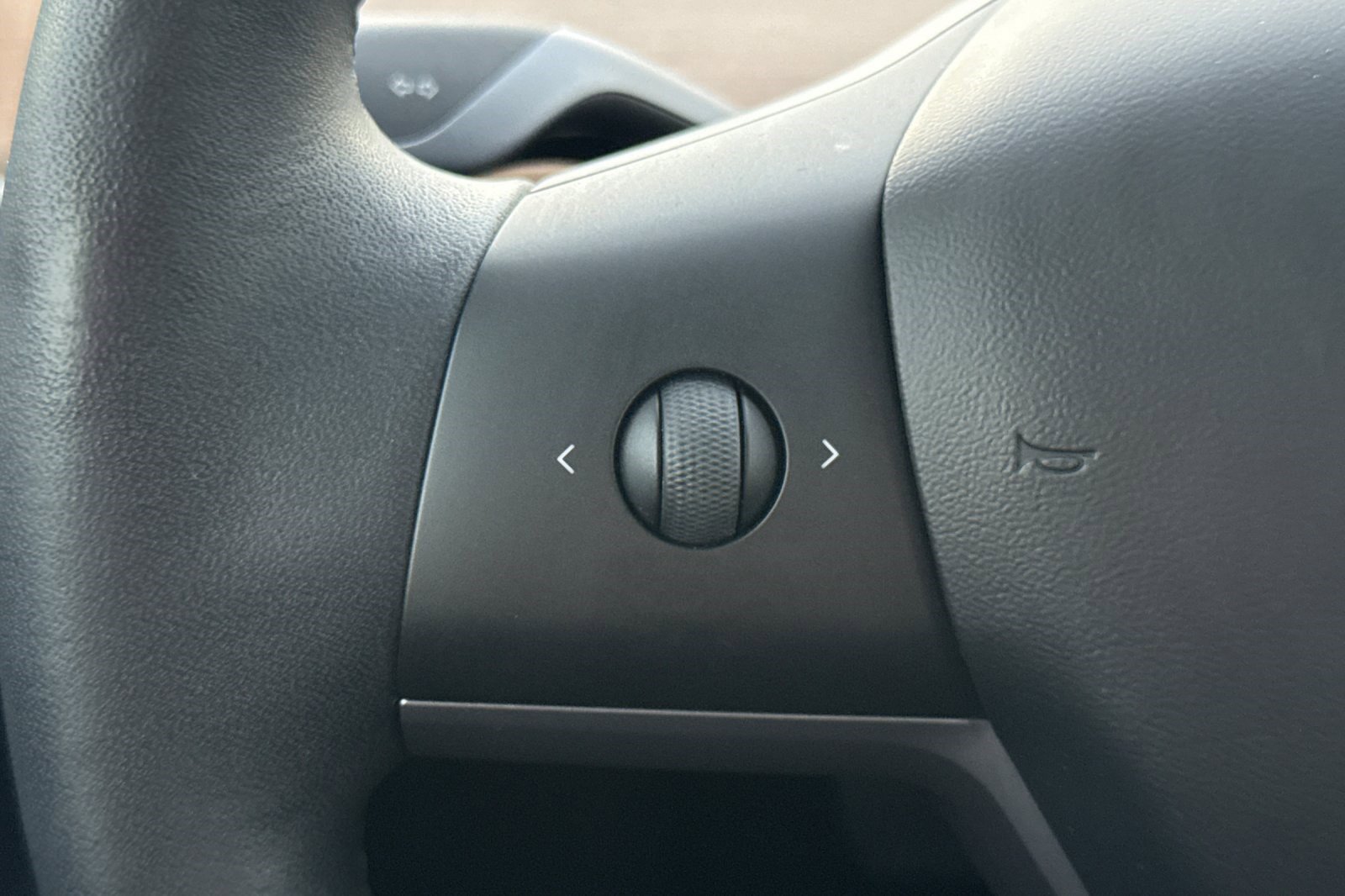 Used 2020 Tesla Model 3 Standard Range image 28