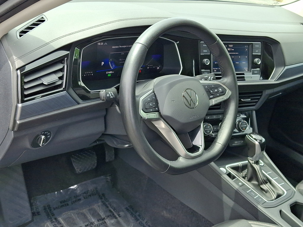 Used 2024 Volkswagen Jetta SE FWD image 25