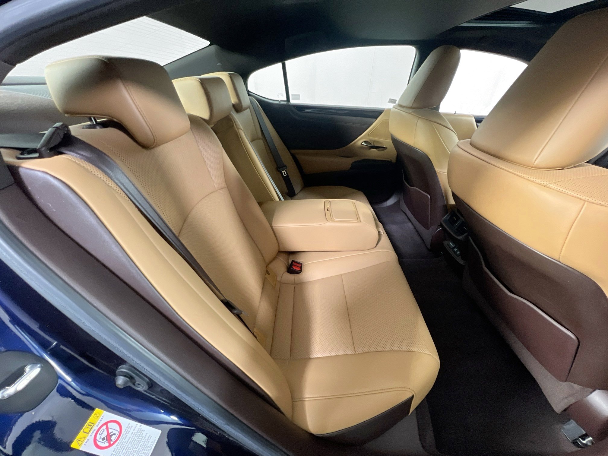 Used 2019 Lexus ES 350 w/ Premium Package image 27