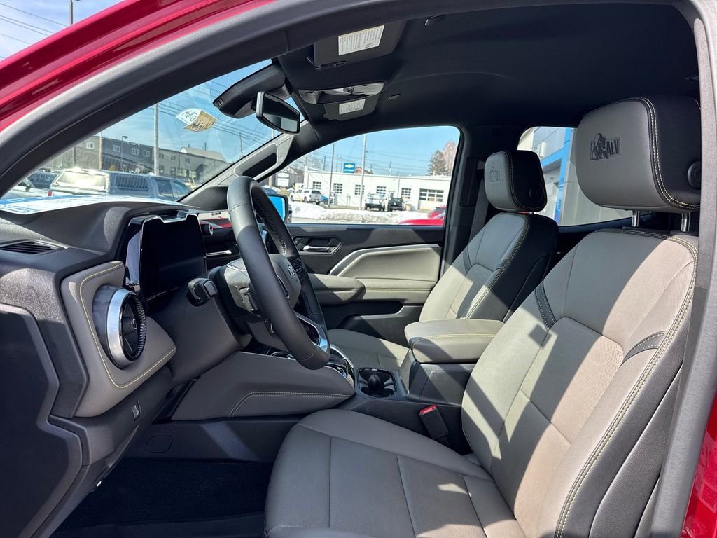 Used 2026 Chevrolet Colorado ZR2 w/ ZR2 Bison Edition AWD/4WD image 6