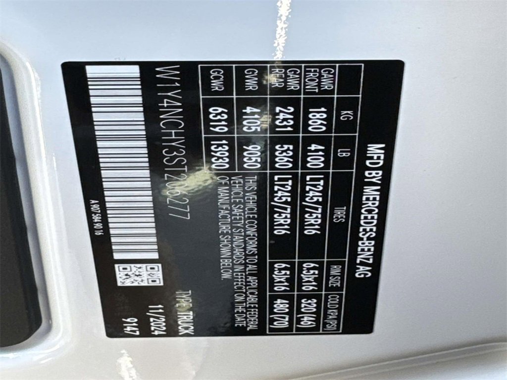 New 2025 Mercedes-Benz Sprinter 2500 image 28