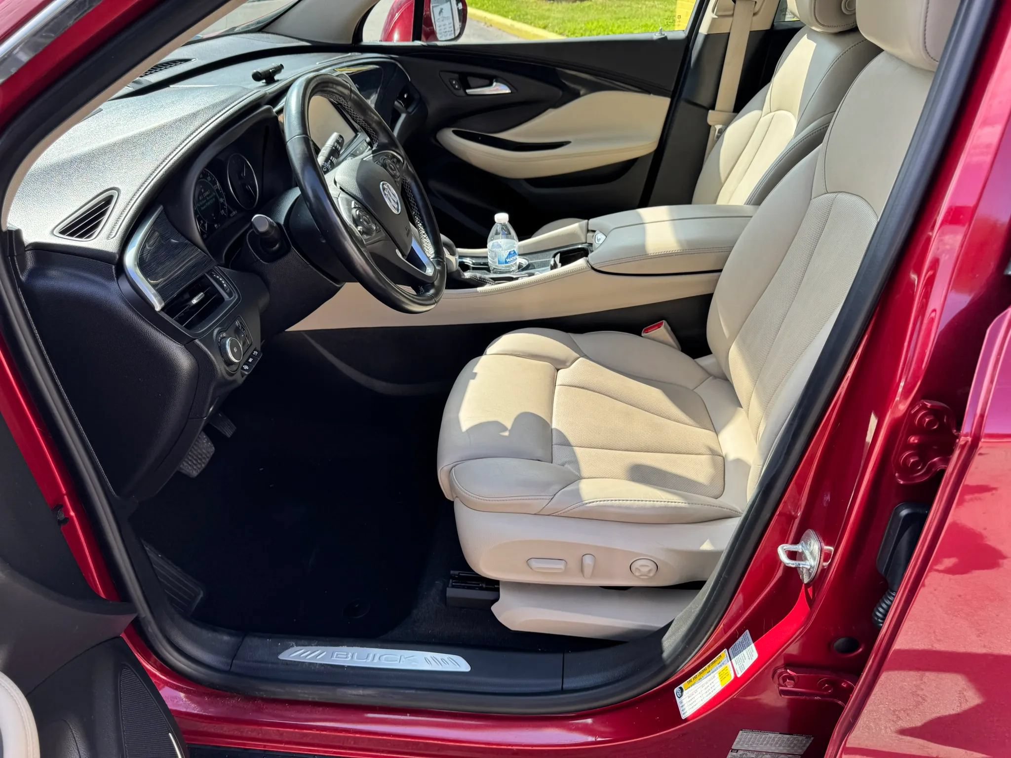 Used 2018 Buick Envision Premium w/ Driver Confidence Package AWD/4WD image 15
