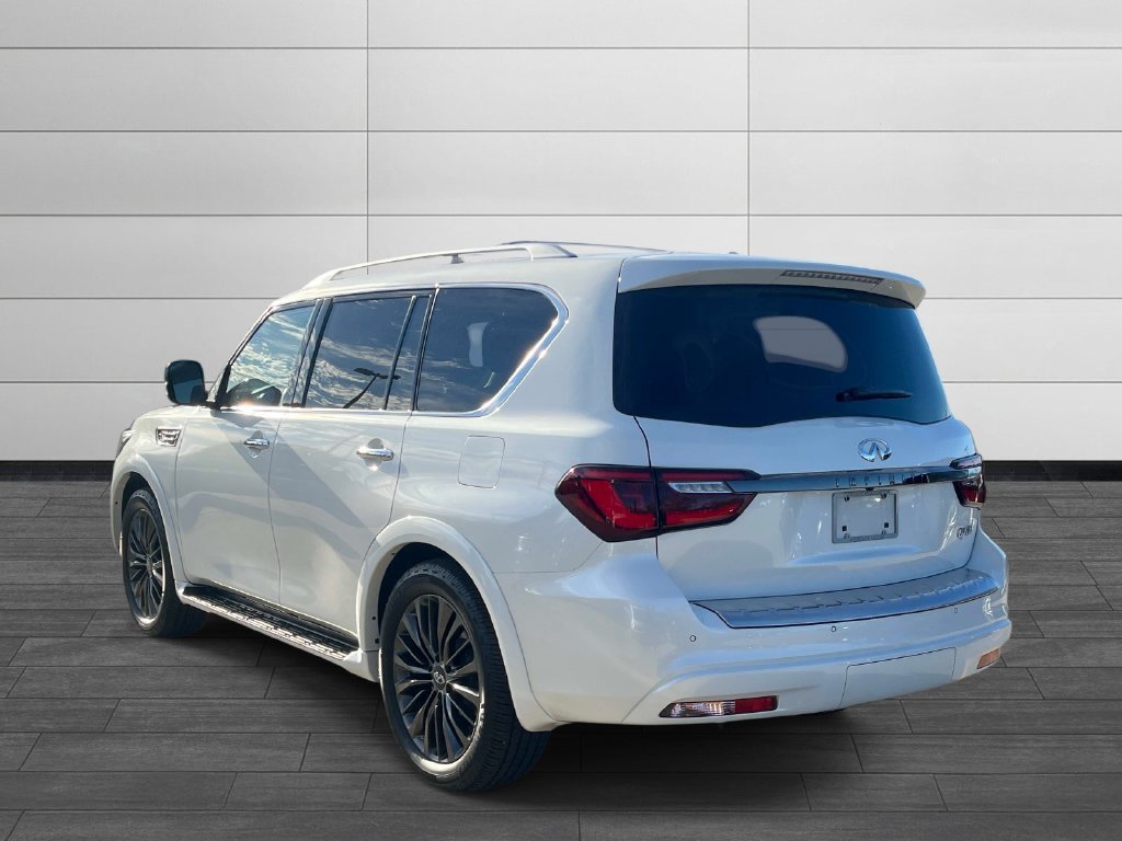 Used 2021 INFINITI QX80 Premium Select w/ All-Season Package RWD image 3
