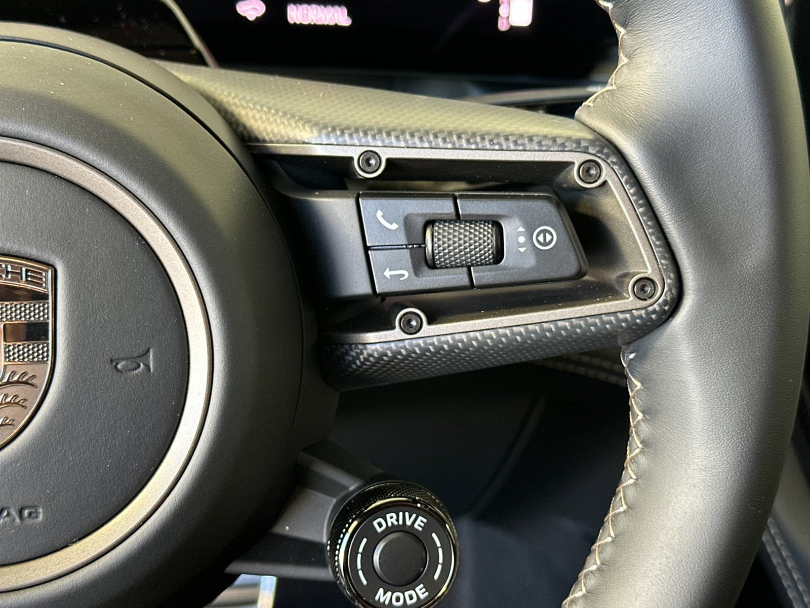 New 2026 Porsche Cayenne Turbo AWD/4WD image 30