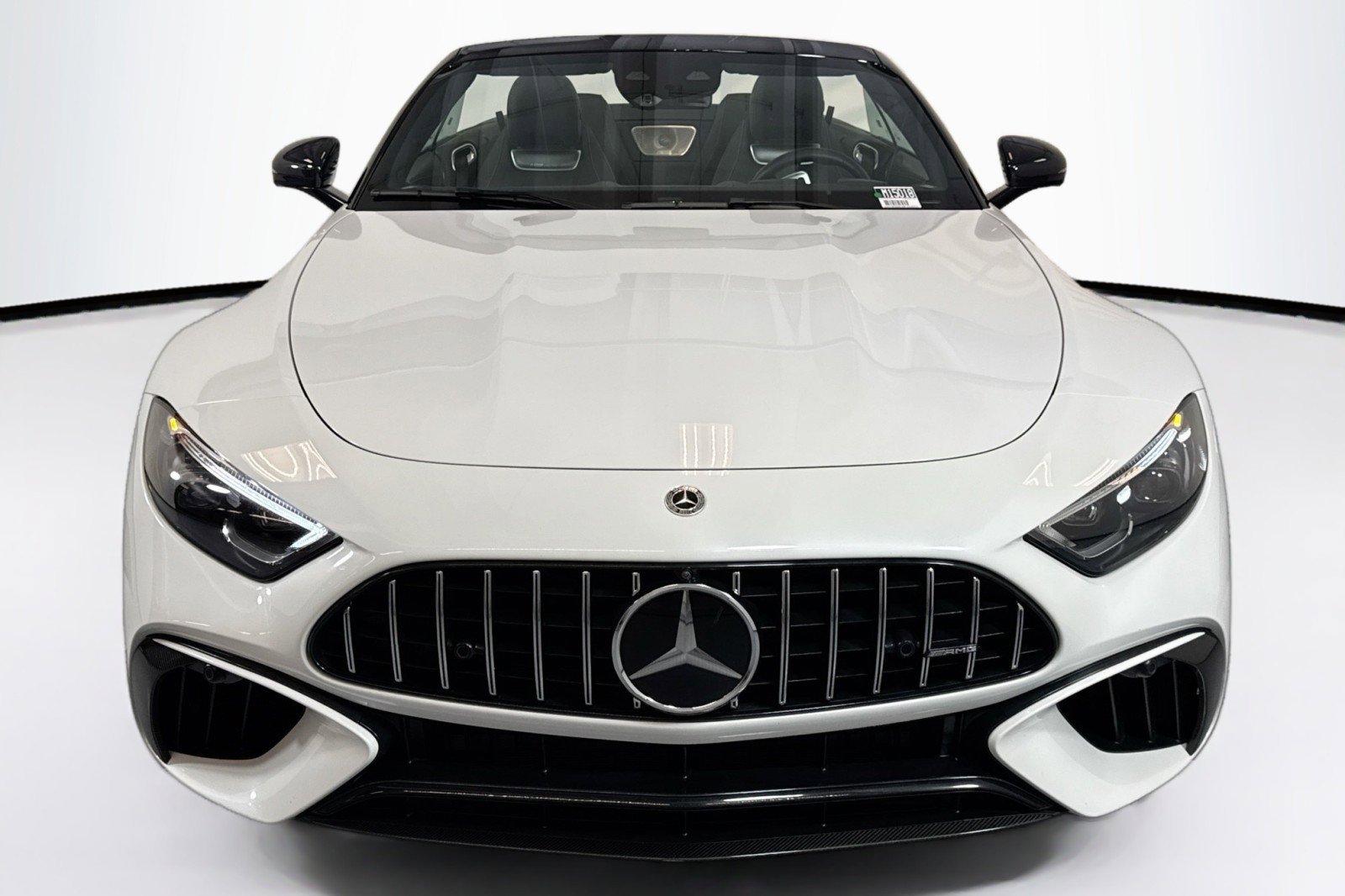 Used 2022 Mercedes-Benz SL 63 AMG 4MATIC image 2