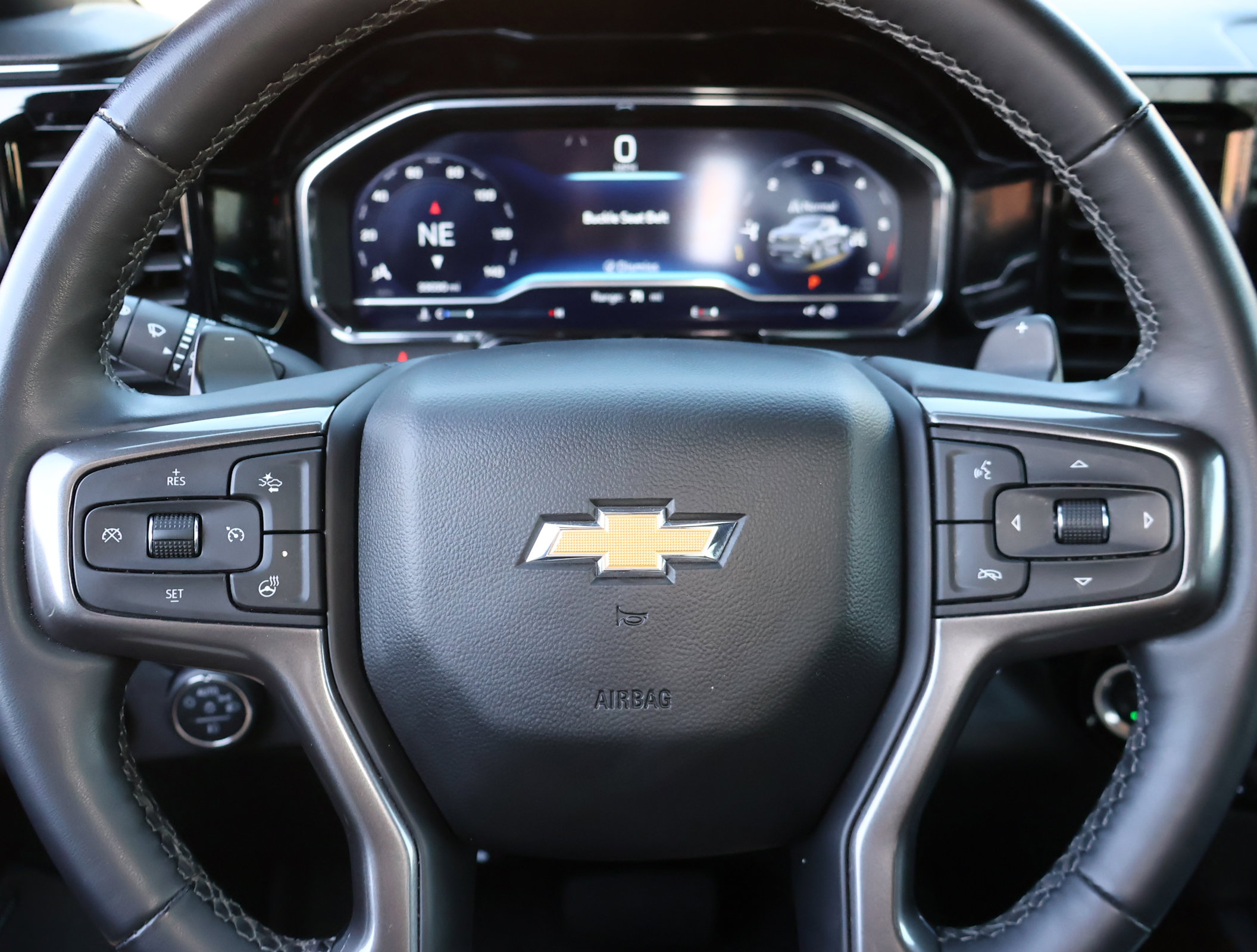 Used 2023 Chevrolet Silverado 1500 High Country w/ High Country Premium Package AWD/4WD image 17
